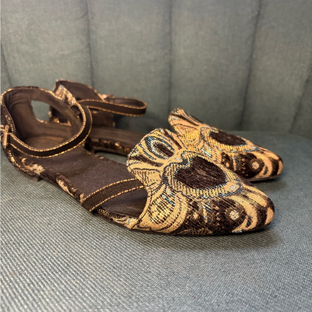 Tan and Turquoise Tapestry Flats